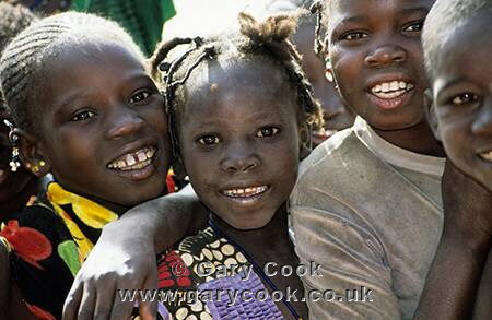 Young Bozo girls, Mali