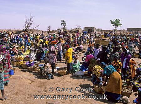 Dogon market, Dourou, Mali